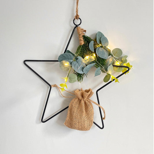 Hanging LED Star With Eucalyptus - Party Seasons